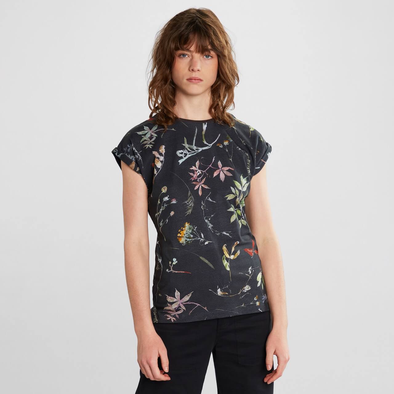 black floral t shirt